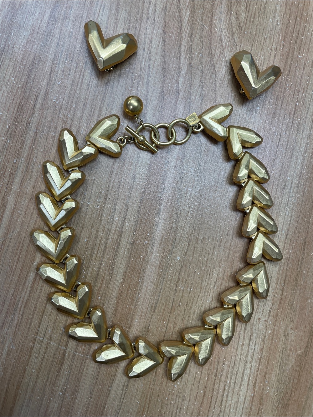 Anne Klein chunky gold-tone heart necklace and clip-on earrings